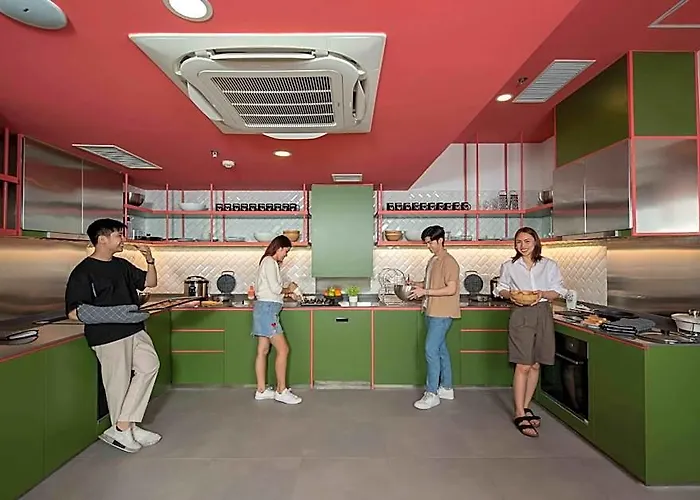 Lyf Malate Hotel 3*