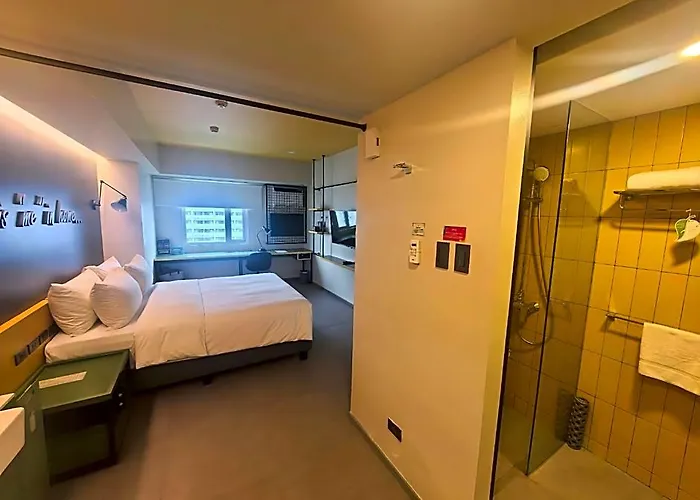 Lyf Malate Hotel